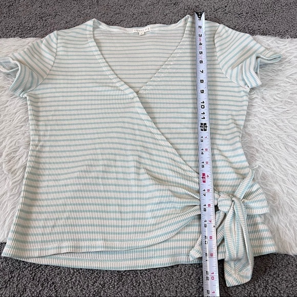 Copper Key waffle knit striped wrap top Large - Picture 8 of 8